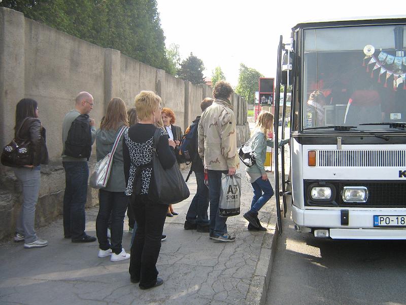 IMG_3153.jpg - Ide sa na exkurziu na strednú školu.