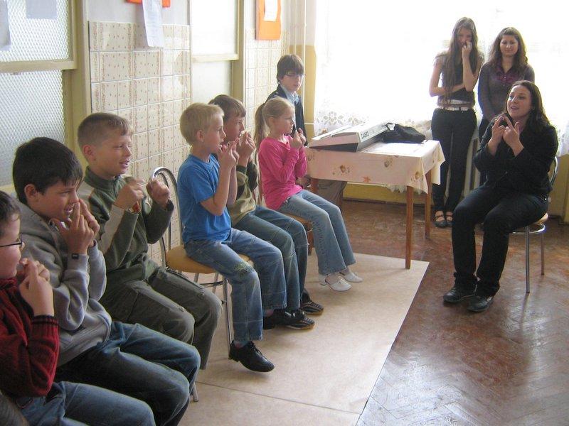 IMG_3229-1.jpg - Toto sme sa naučili na hodinaách angličtiny.